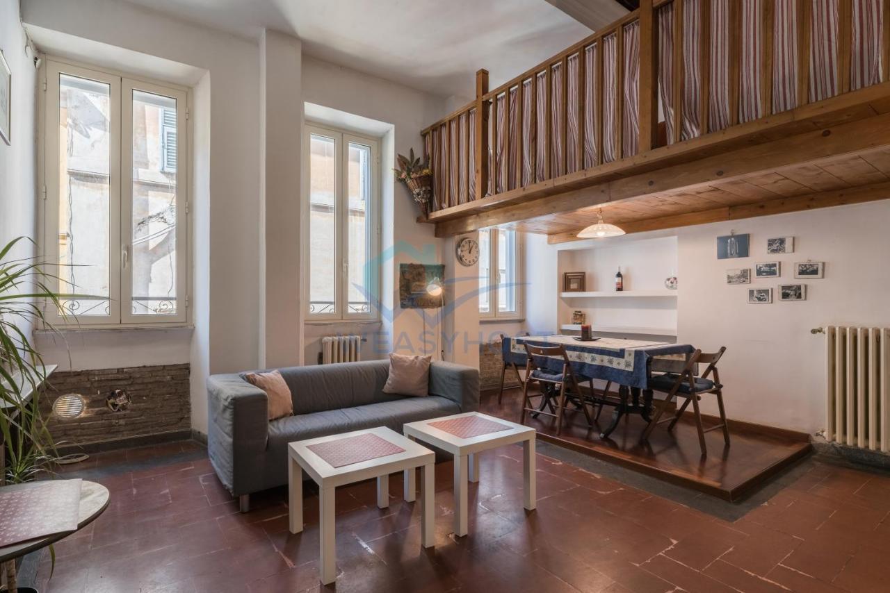 로마 Warm Nest In The Old Building Of Piazza Navona 아파트 외부 사진